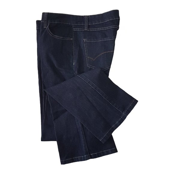 NWOT CLEO Everybody Jeans Regular Size 8 Regular Mid Rise Boot Cut Dark Wash - Picture 2 of 7
